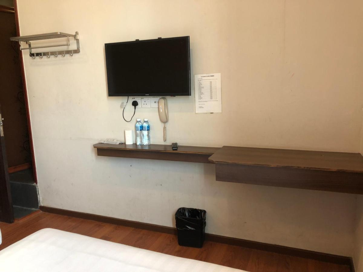 Super Oyo 90668 Joy Inn Miri Exterior photo