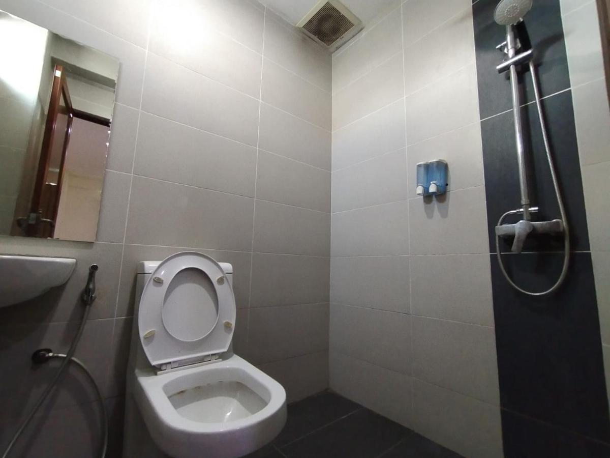 Super Oyo 90668 Joy Inn Miri Exterior photo